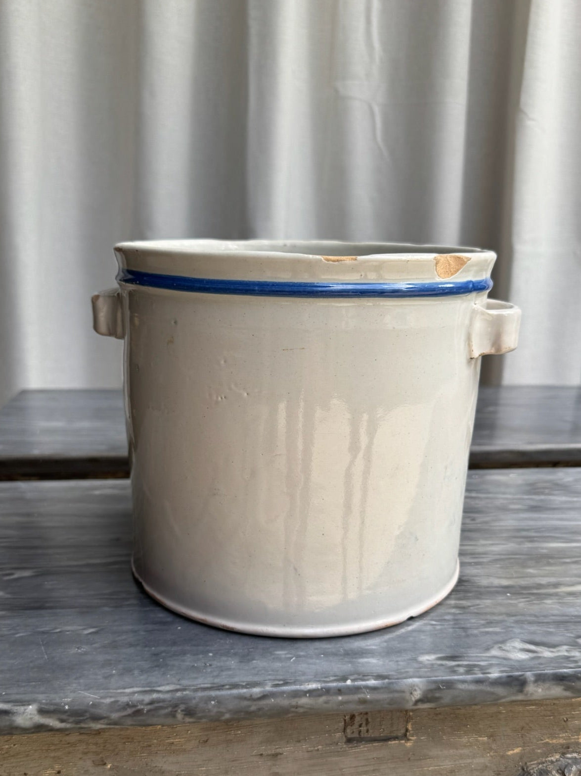 18th c. Tabac Jar
