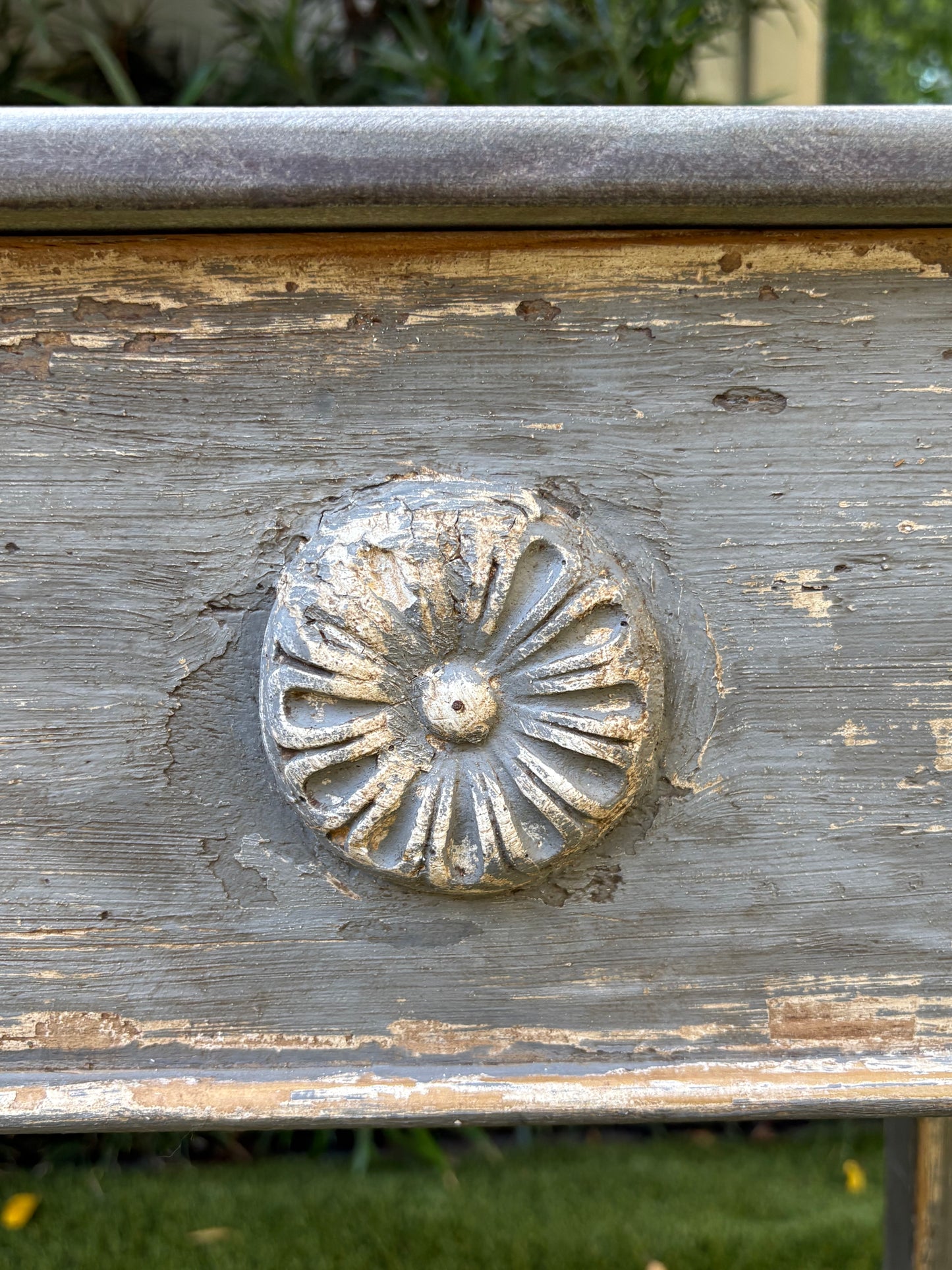 Rosette Console Table