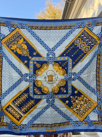 Hermès Scarf, "Brins d'Or"